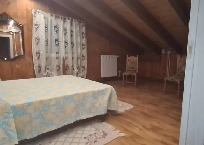 La Collina بيت ضيافة تالياكوتسو